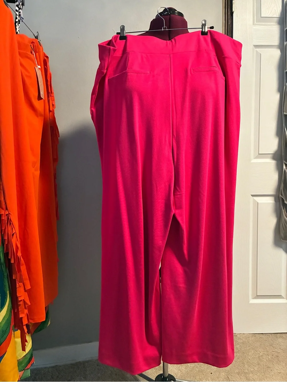 New York & Company bold wide